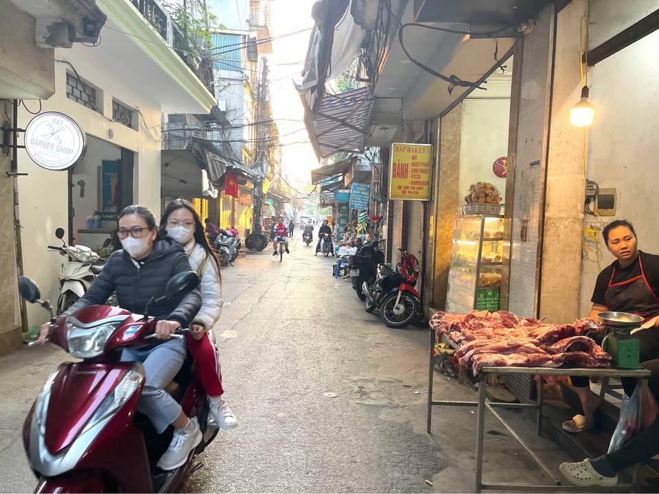 Nhà riêng Nghĩa Dũng Ba Đình 25m² giá thỏa thuận - Ô tô vào tận nhà!