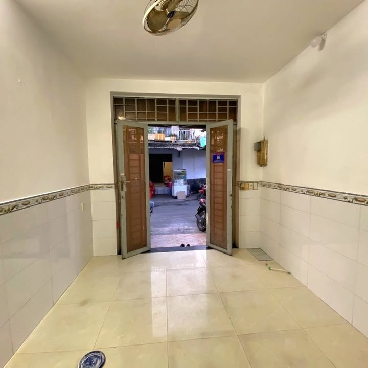 Nhà mặt tiền đường Số, Thủ Đức 15m² giá 2.5 tỷ - Dòng tiền 8 triệu/tháng!