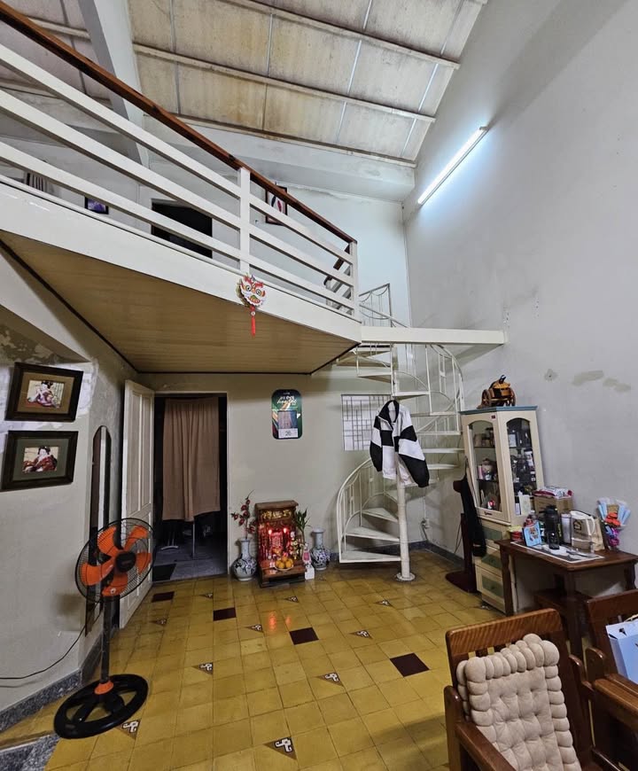 Nhà mặt tiền Trần Khánh Dư, Đà Nẵng 113m² giá 19.8 tỷ - Đầu tư sinh lời trong khu phố Tây An Thượng!