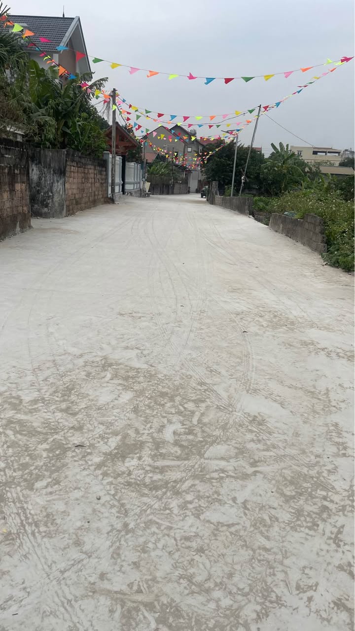 Đất thổ cư Xuân Trung Chương Mỹ 2700m² - Mặt tiền 30m, quy hoạch đường 17m