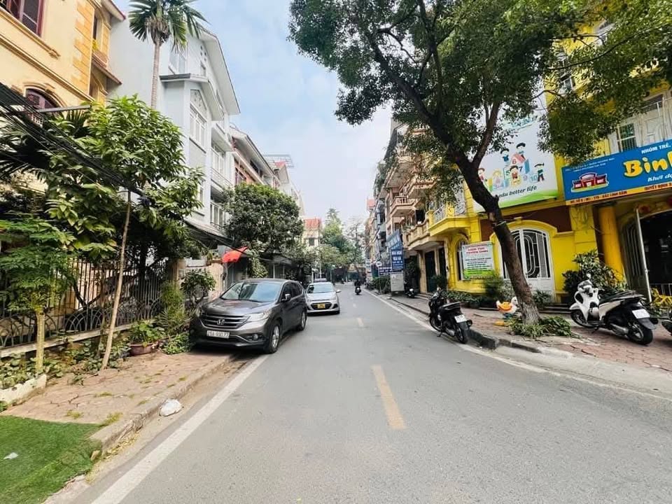 FrontHouse KĐT Bắc Linh Đàm 75m² giá thỏa thuận - Lô góc 2 vỉa hè, ô tô dừng đỗ thoải mái!