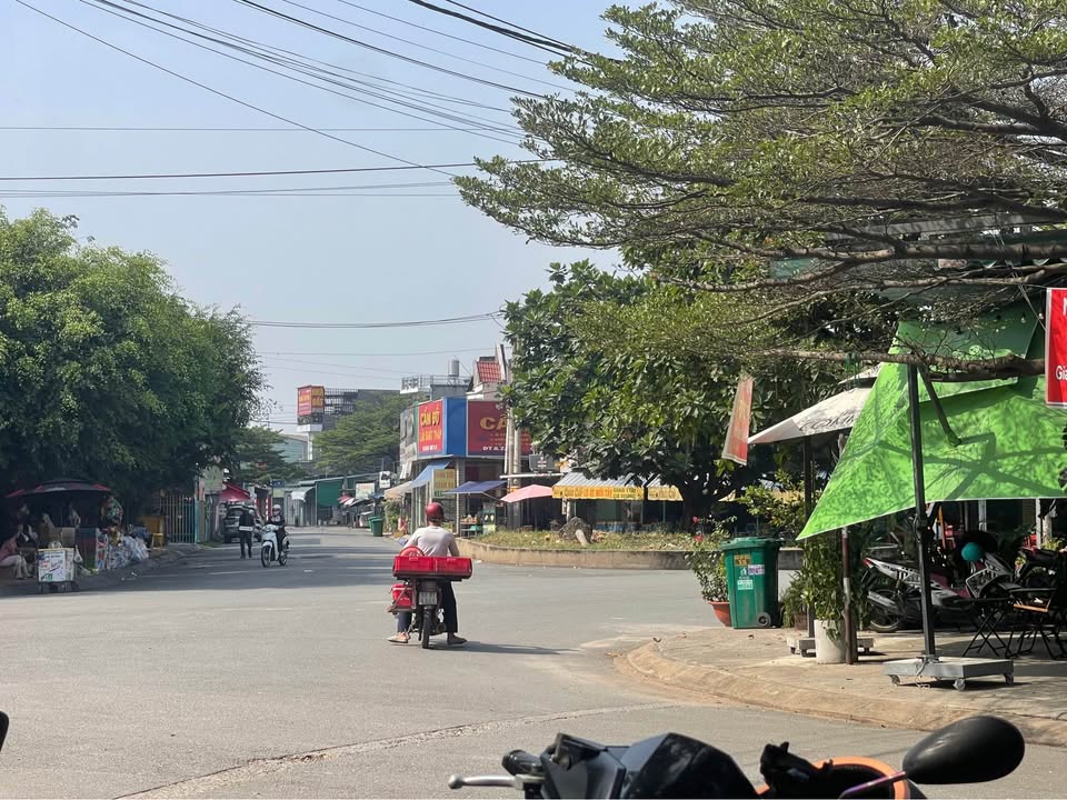 Nhà phố Tân Hiệp 100m² giá 4 tỷ - Mặt tiền đẹp thuận lợi kinh doanh!