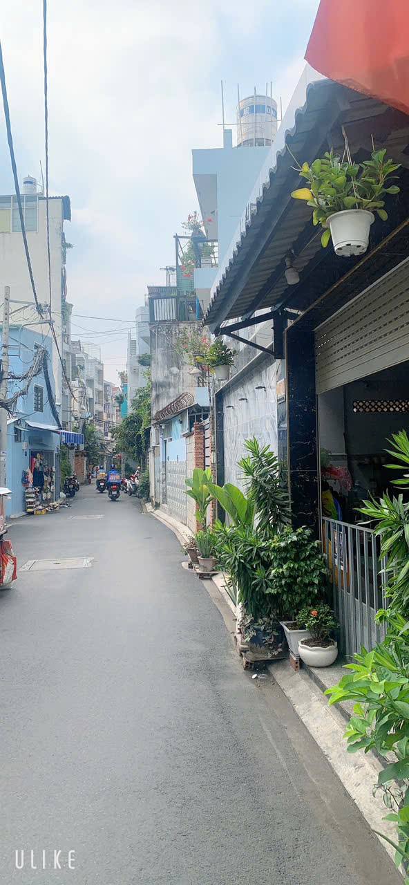 Nhà riêng Phú Nhuận 91m² giá 6.48 tỷ - Hẻm ô tô tiện lợi!