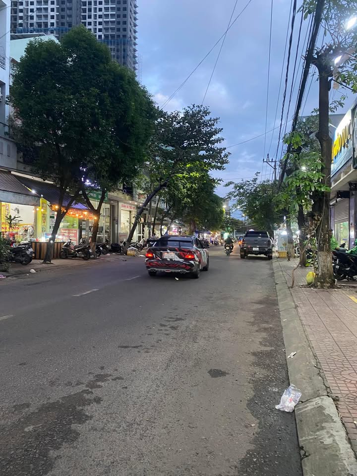 Nhà mặt đường Vũ Bảo Quy Nhơn 57m² giá 8 tỷ - Đầu tư kinh doanh sinh lời!