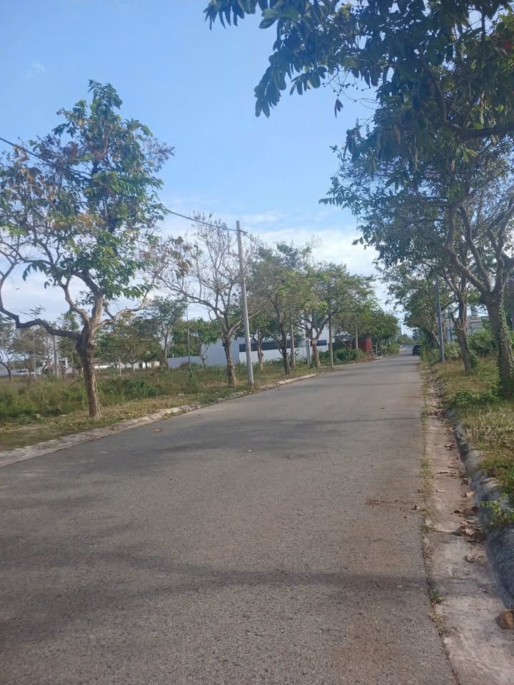 Đất thổ cư cổng chính Lan Anh 1, Bà Rịa 95.3m² giá 1.9 tỷ - Cơ hội đầu tư tuyệt vời!