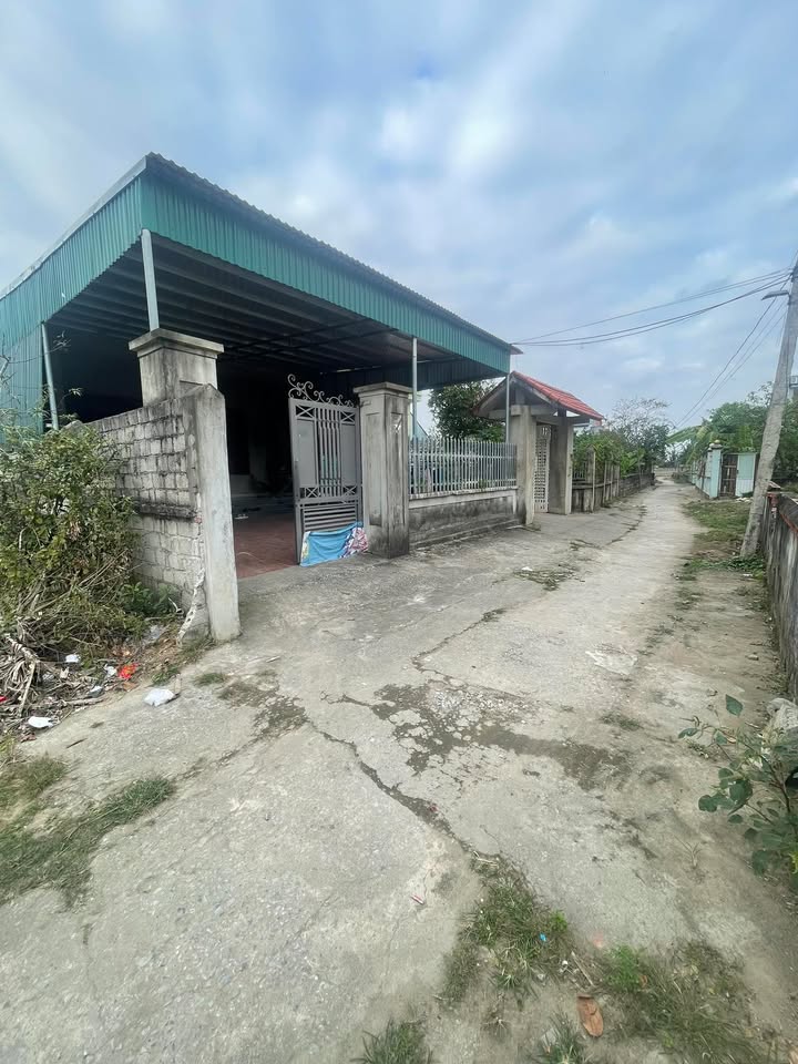 Đất thổ cư thôn Đà Trung, Quảng Minh 130m² giá 800 triệu - Đường thông ô tô vào tận nơi!