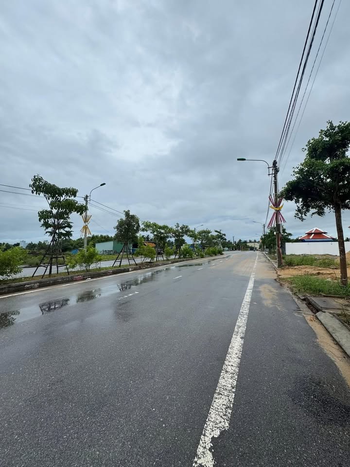 Đất nền đường Cảng Cá Gò dài, Tam Quan Bắc 150m² giá 2.3 tỷ - Cơ hội đầu tư hấp dẫn!