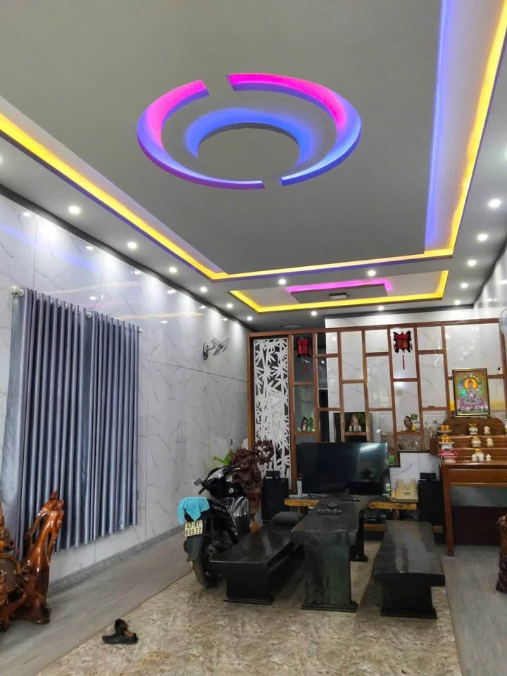 Nhà 2 mặt tiền đường nhựa 12m Cư Suê, Cư M'gar, Đắk Lắk - Giá chỉ 1.15 tỷ, thương lượng nhẹ!