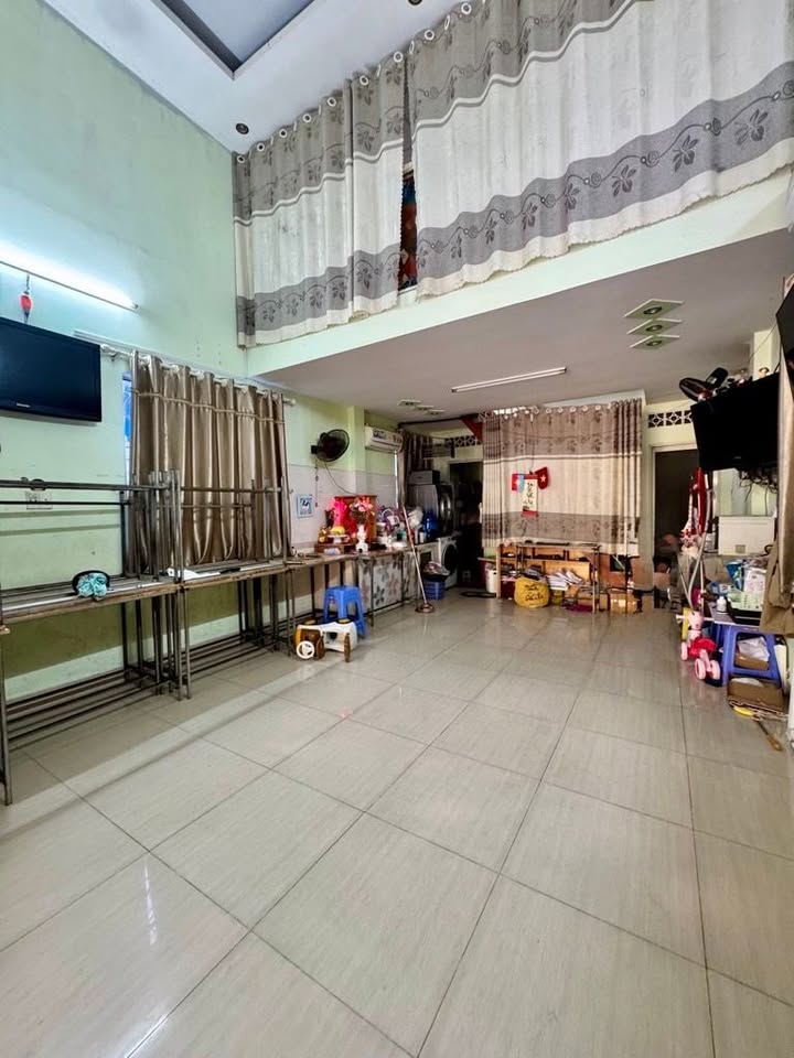 Bán FrontHouse Thủ Đức, Đường Lê Thị Hoa, 69m² chỉ 4 tỷ - Mặt tiền kinh doanh đa ngành nghề!