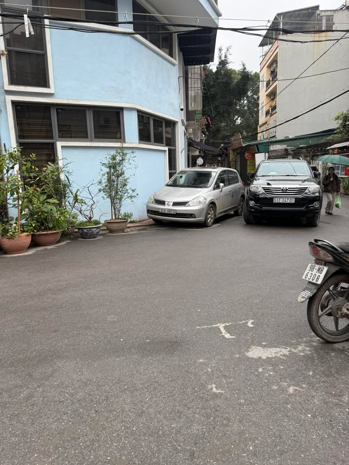 Nhà phố Ba Đình Hồng Hà 70m² giá 19.8 tỷ - Lô góc, ô tô tránh