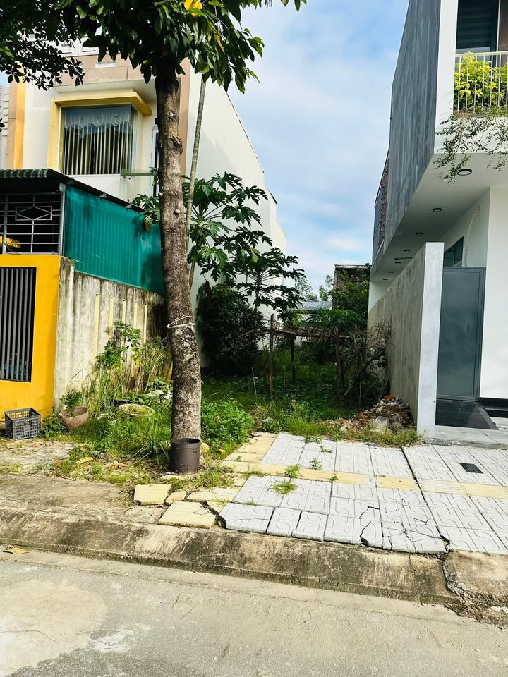 Đất nền mặt tiền đường Nguyễn Khoa, Hòa Thuận, Tam Kỳ 135m² giá 1.9 tỷ - Đầu tư sinh lời hiếm có!