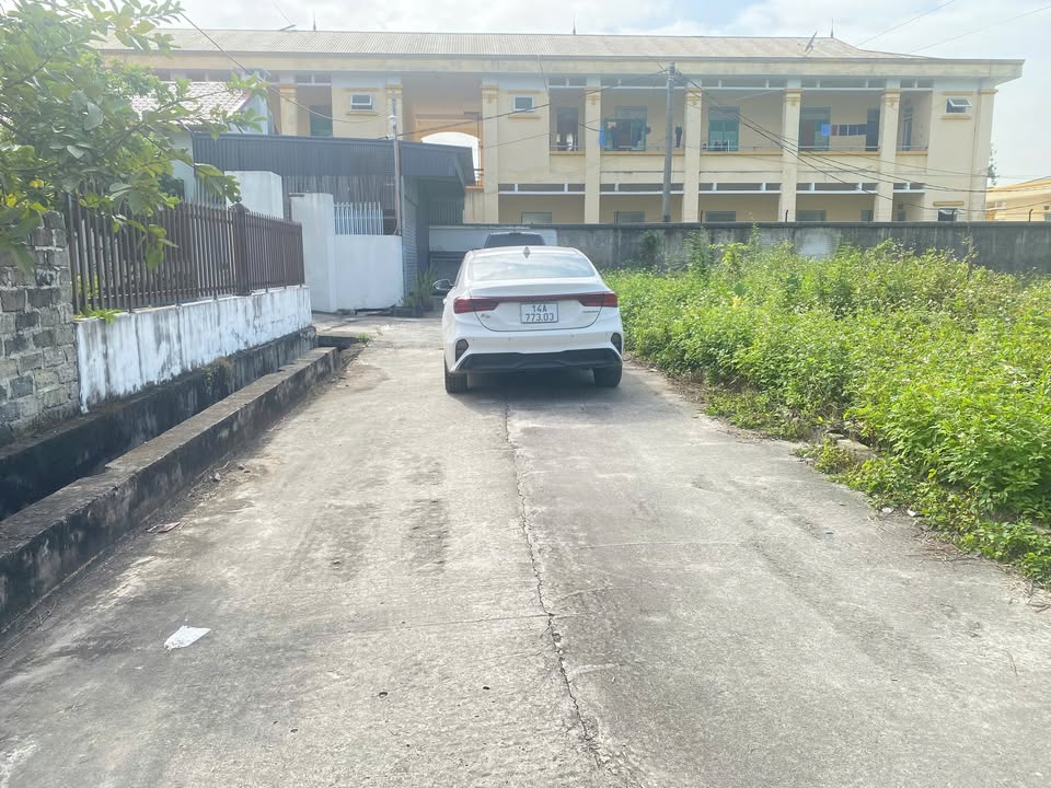 Đất nền Tân Yên, Hồng Thái Đông 135m² giá 800 triệu - Đường ô tô vào tận nơi!