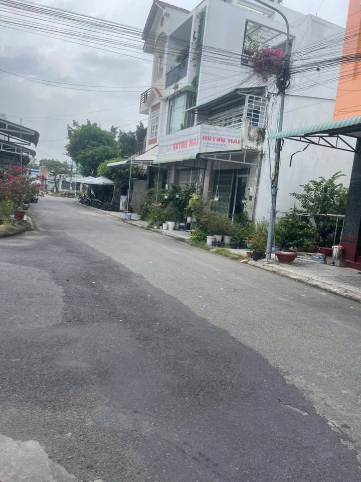 Nhà 1 Trệt 1 Lầu Đường Trần Văn Thưởng 158.4m² - Giá Thỏa Thuận Tốt Nhất Khu Vực!