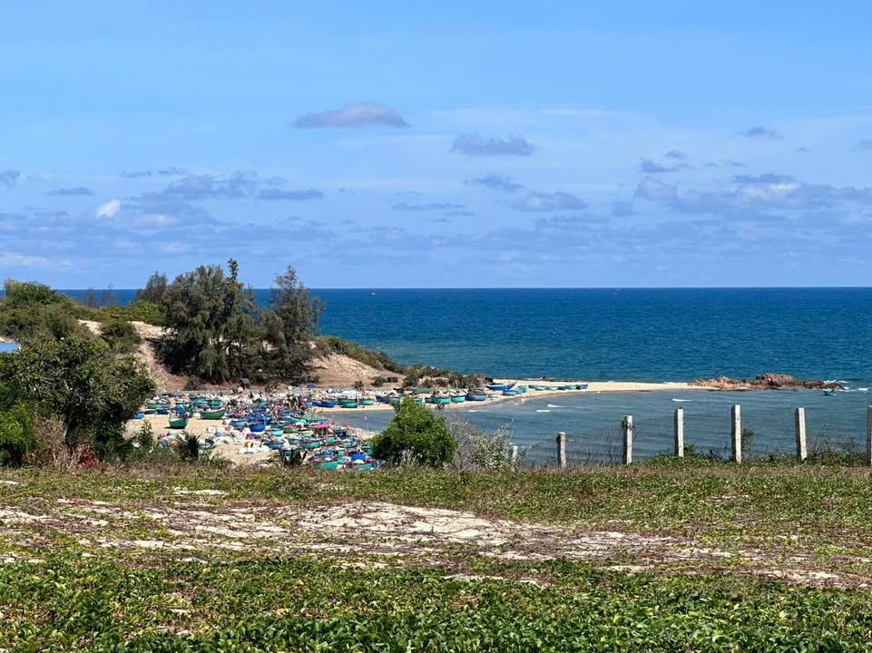 Đất biển 20,000m² xã Hòa Thắng, huyện Bắc Bình chỉ 7 triệu/m² - Cơ hội đầu tư vàng!