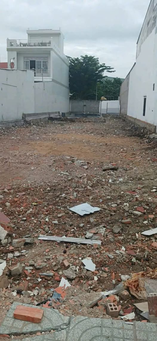 Đất mặt tiền Phan Văn Hớn 493m² giá 33.9 tỷ - Cơ hội đầu tư sinh lời!