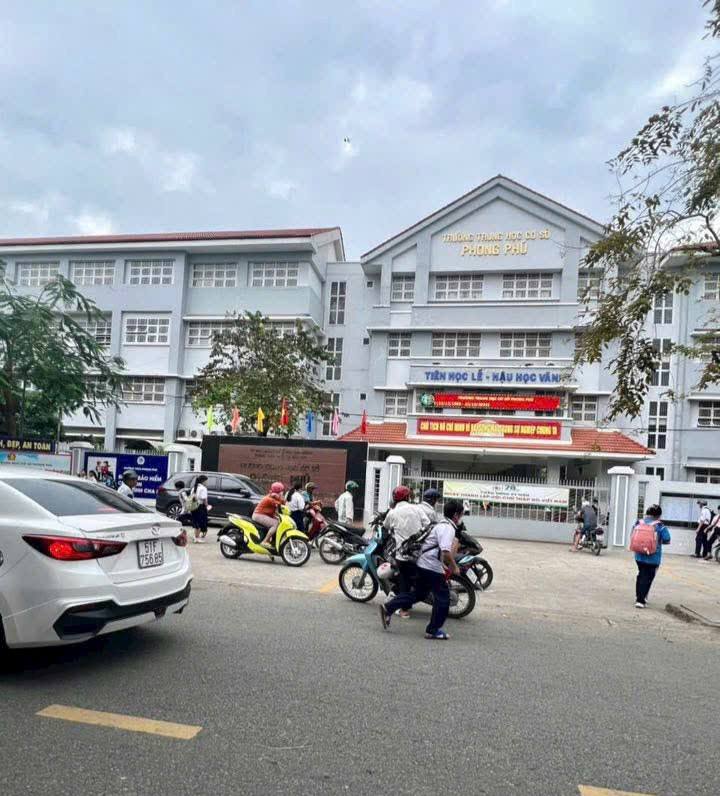 Shophouse Lovera Park Bình Chánh 158m² giá 8.3 tỷ - Thiết kế hiện đại, mặt tiền đường 20m!