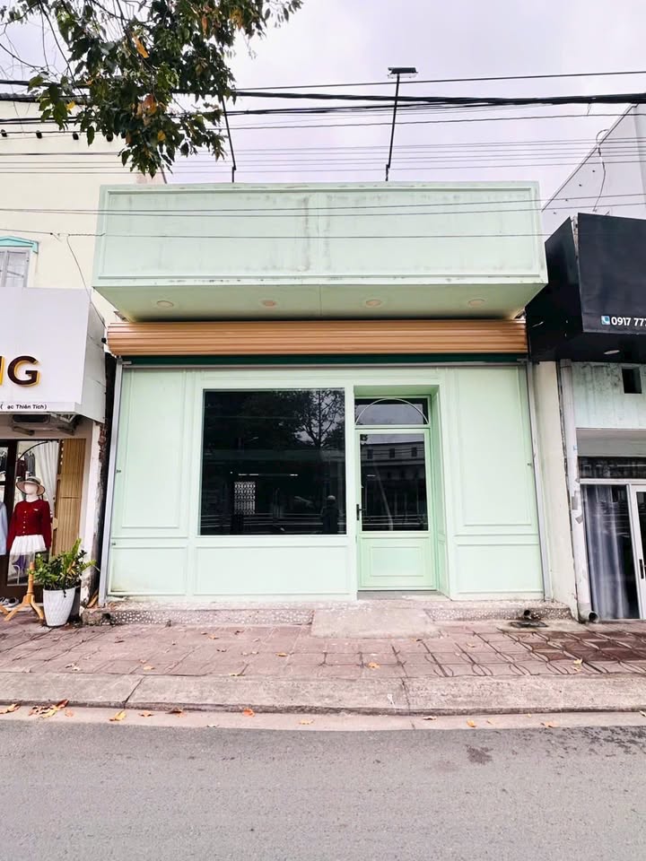 Nhà mặt tiền đường Mạc Thiên Tích, Ninh Kiều, Cần Thơ 82.5m² giá 11 triệu - Kinh doanh thuận lợi!