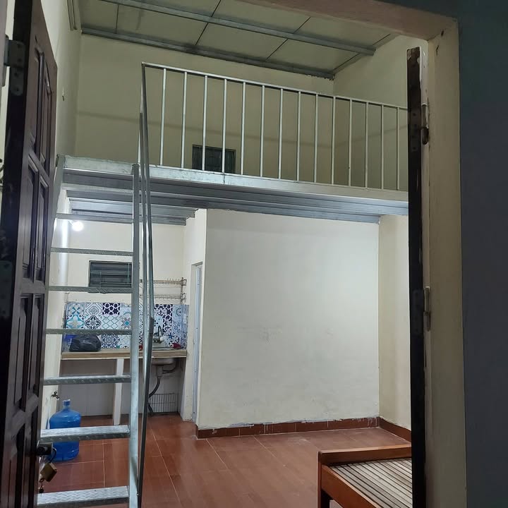 Phòng cho thuê tại Tây Mỗ, Nam Từ Liêm 25m² giá 1.8 triệu - An ninh tốt, thoáng mát!