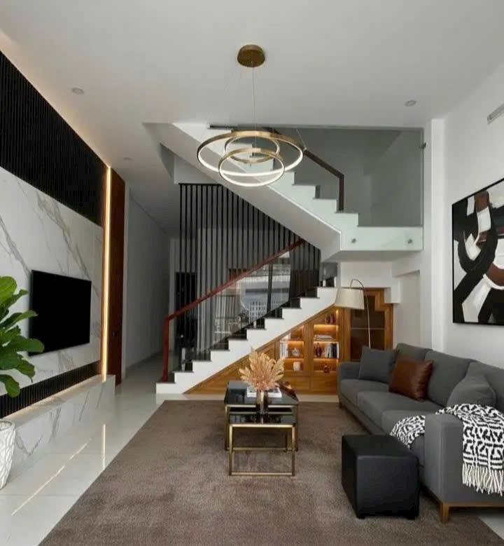 Nhà 2 Tầng Đường Hoa Viên Thành Đạt 57m² giá 2.65 tỷ - Nội thất đầy đủ!