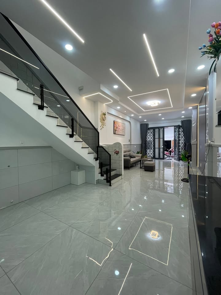 Nhà Bán Đường 8, Bình Hưng Hòa A, Bình Tân 66m² giá 5.78 tỷ - Tiện nghi đầy đủ, sẵn sàng vào ở!