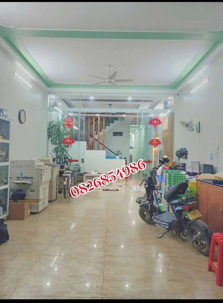 Nhà 2 tầng mặt đường Nguyễn Trãi 200m² giá 2 tỷ - Đầu tư sinh lời ngay!
