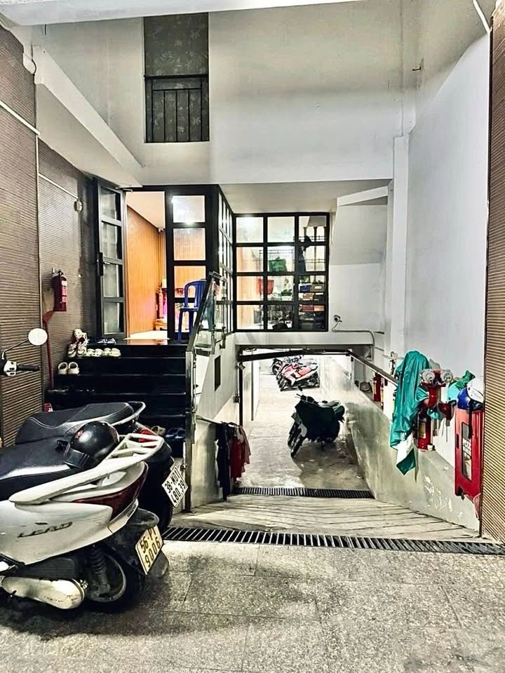 Nhà phố Tân Bình 99.94m² giá 21 tỷ - Đầu tư sinh lời ngay!