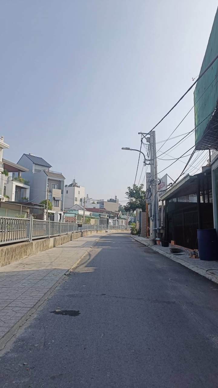 Đất thổ cư Thủ Dầu Một 114m² giá 3.5 tỷ - 2 mặt tiền siêu đẹp!