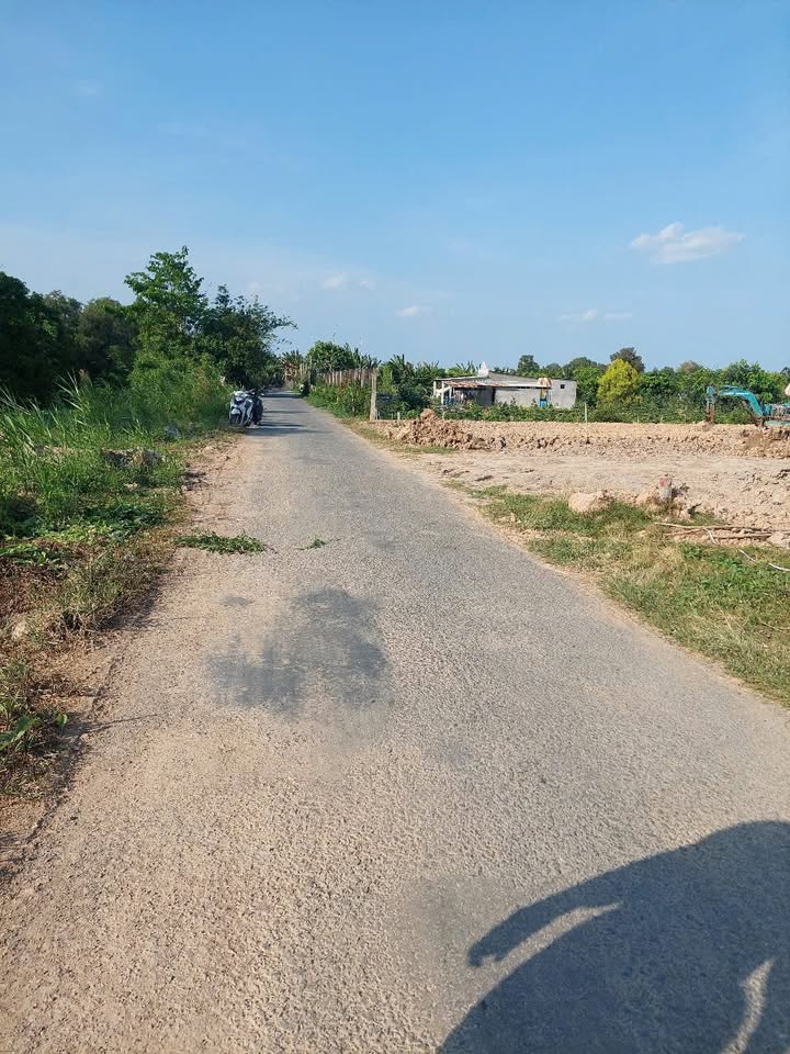 Đất nền mặt tiền đường Kinh Ba Làng, Sa Đéc 1650m² - Giá chỉ 1.1 tỷ, thương lượng chính chủ!