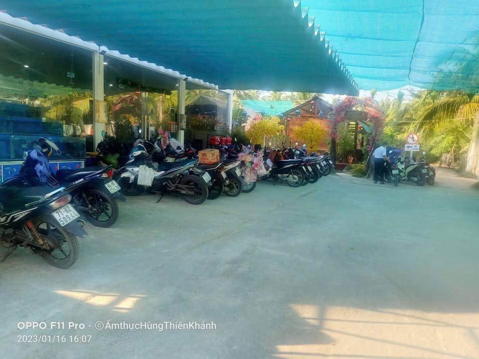 Quán nhậu sang trọng tại Mỏ Cày 657m² giá chỉ 3 tỷ - Sẵn sàng hoạt động ngay!