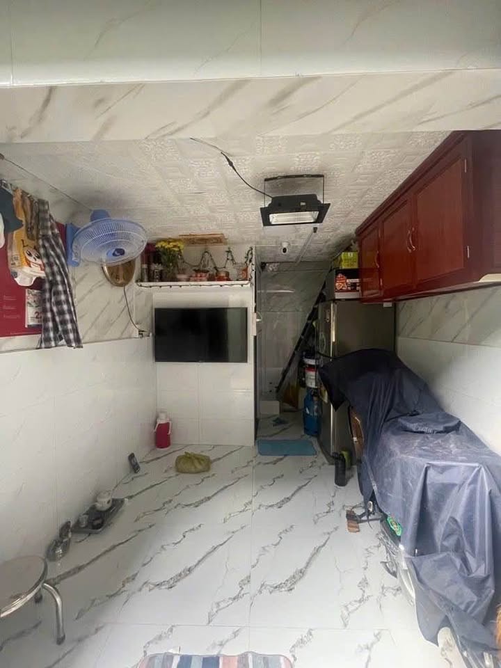 Nhà 2 Lầu Hẻm 2,5m Bùi Văn Ba, Tân Thuận, Q.7 - Giá 1,5 Tỷ Thương Lượng