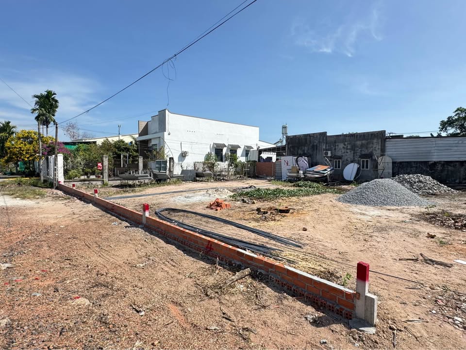 Đất nền Hòa Thành 100m² giá 835 triệu - Cách mặt tiền Nguyễn Văn Linh chỉ 30m!