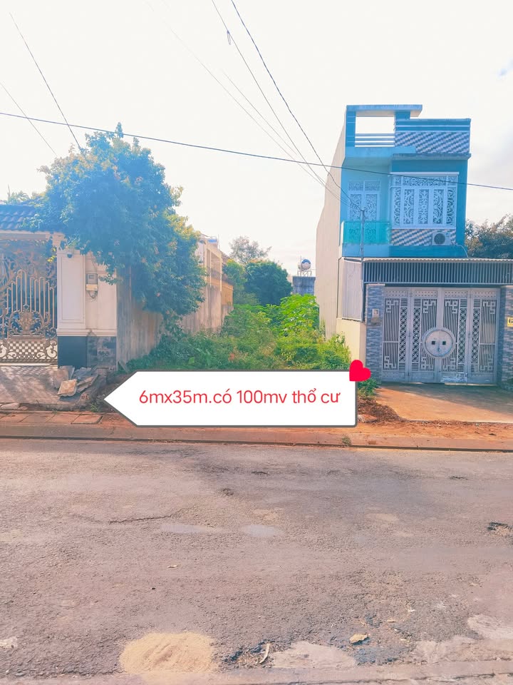 FrontHouse mặt tiền Lê Thị Hồng Gấm 100m² giá 2 tỷ - Vị trí đẹp, pháp lý rõ ràng!