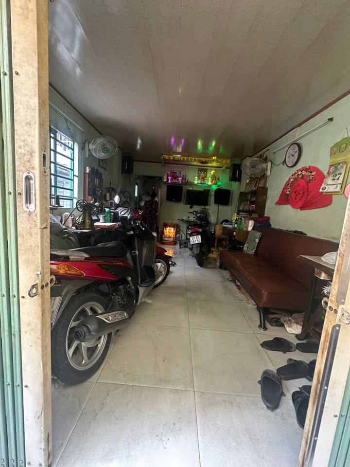 Nhà góc 2 mặt tiền Đoàn Văn Bơ, Quận 4 - 29.6m² giá 3.399 tỷ - Tiện sửa chữa theo nhu cầu!