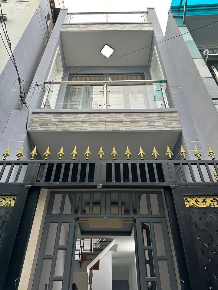 Nhà riêng Bùi Minh Trực, Quận 8 - Giá chỉ 5.24 tỷ - Cơ hội đầu tư tuyệt vời!