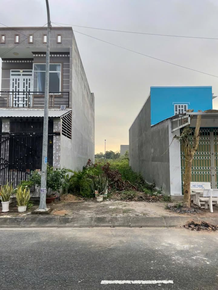 Đất nền Thái Sơn T&T Long Hậu 90m² giá 2.05 tỷ - View công viên đẹp mắt!