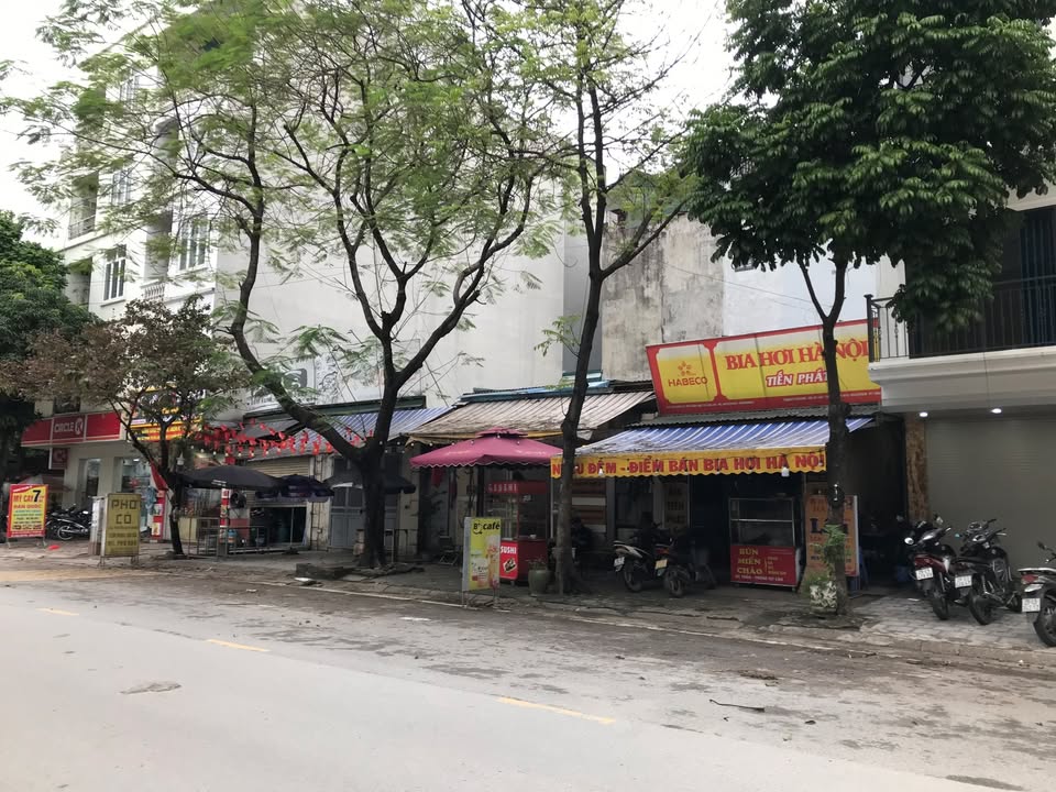 Bán nhà mặt phố Phú Diễn 83m² giá 20 tỷ - Kinh doanh sầm uất, ô tô tránh nhau!