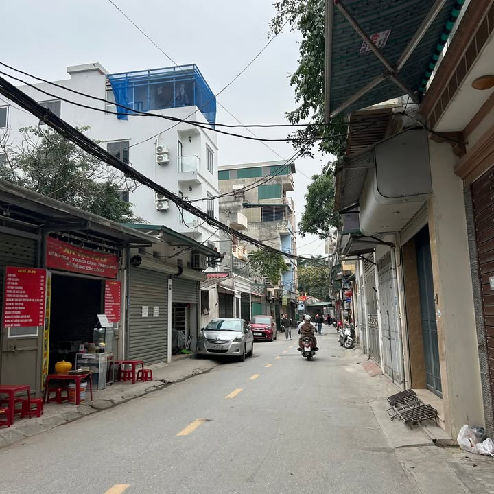 Nhà mặt phố Văn Hội, Đông Ngạc, 45m² giá 10.9 tỷ - Ô tô đỗ cửa, KD tốt!