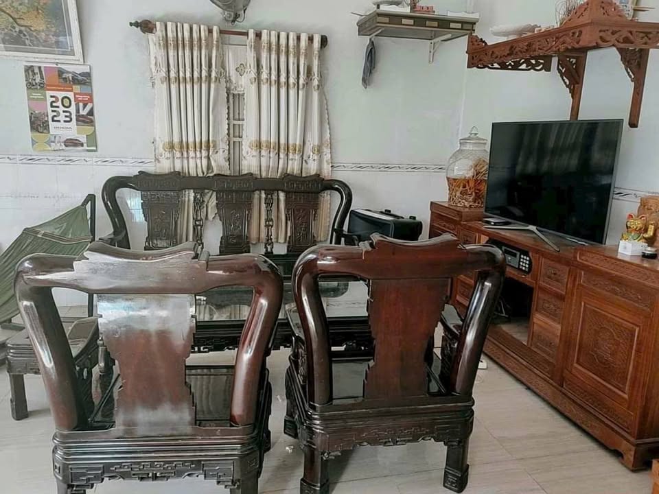 Nhà riêng Trảng Bom 120m² giá 1.07 tỷ - Vị trí trung tâm thuận lợi!