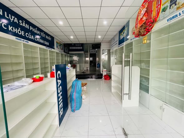 Nhà mặt tiền Hoàng Bá Bích, Long Bình 200m² giá 6.9 tỷ - Kinh doanh đắc địa!