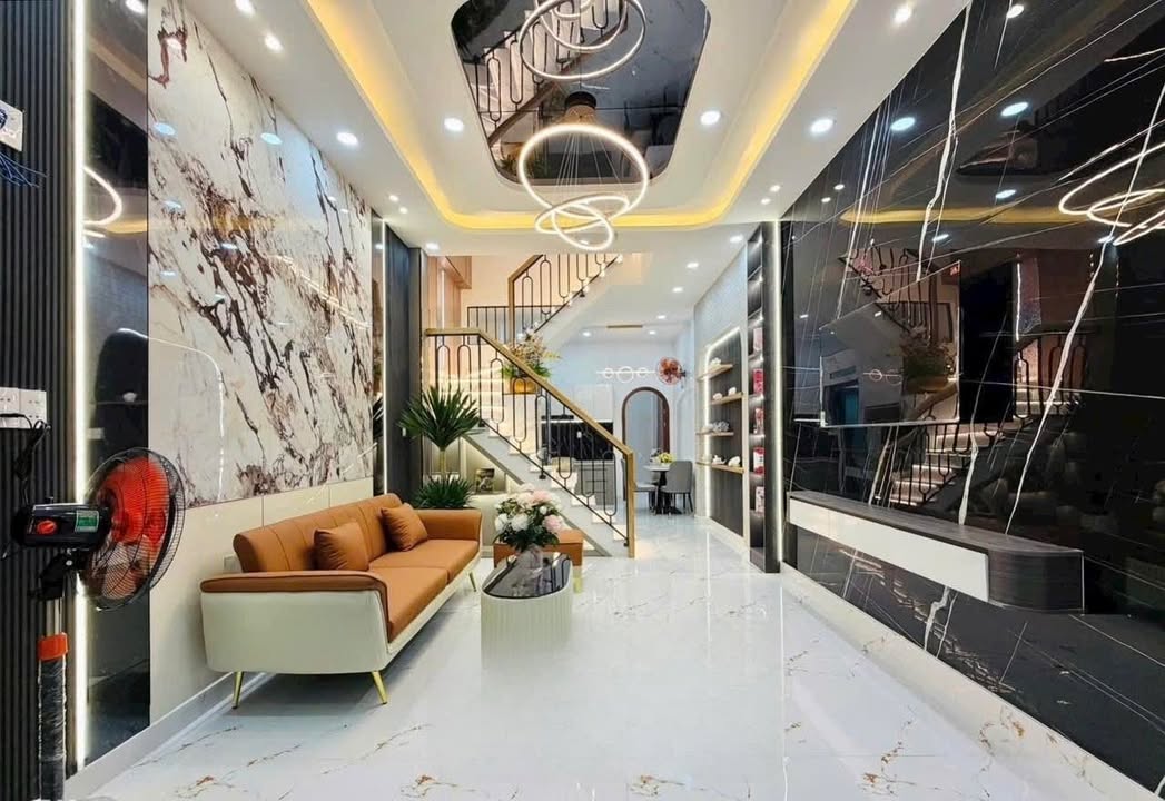 Nhà phố Nguyễn Kiệm, Phú Nhuận 64m² giá 5 tỷ - Vị trí đẹp, tiện di chuyển!