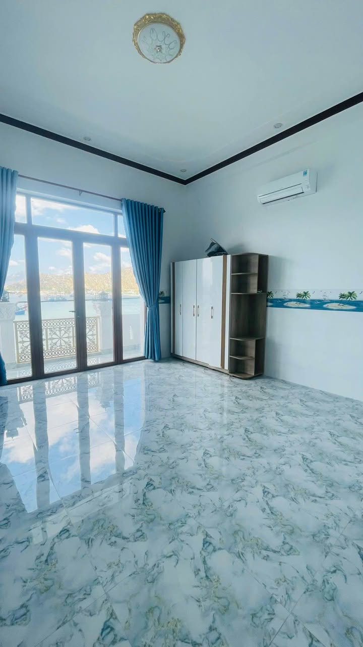 Nhà mặt tiền Đầm Nại Ninh Chữ 70m² giá 4.3 tỷ - View biển tuyệt đẹp!