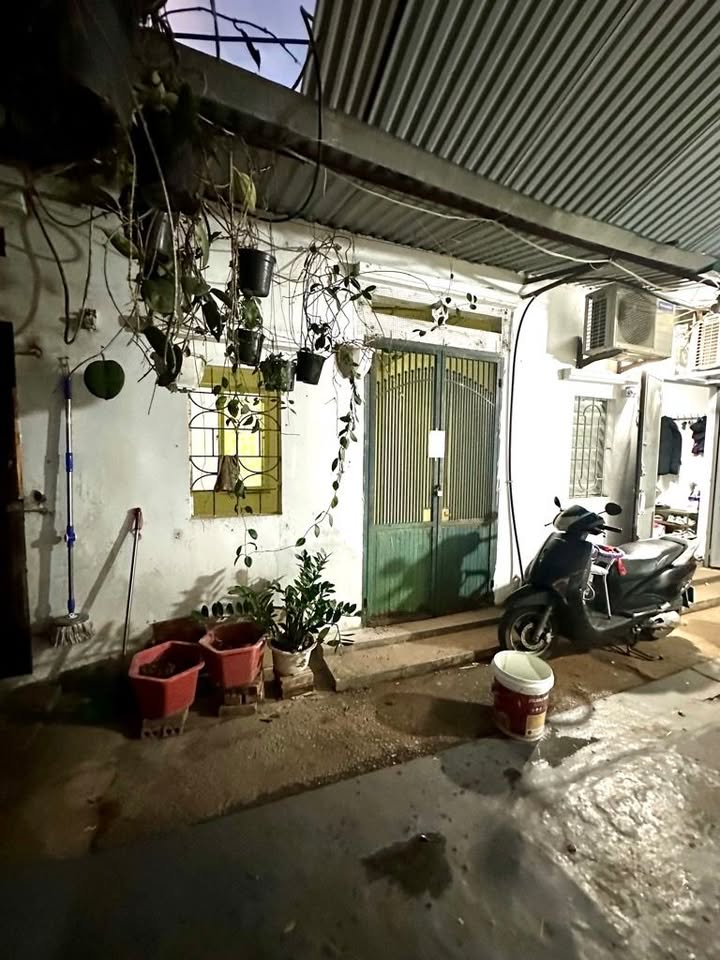 Đất đẹp 2 mặt ngõ Ngọc Thụy Long Biên 33m² giá 4 tỷ - Ô tô tránh, sổ đỏ chính chủ!