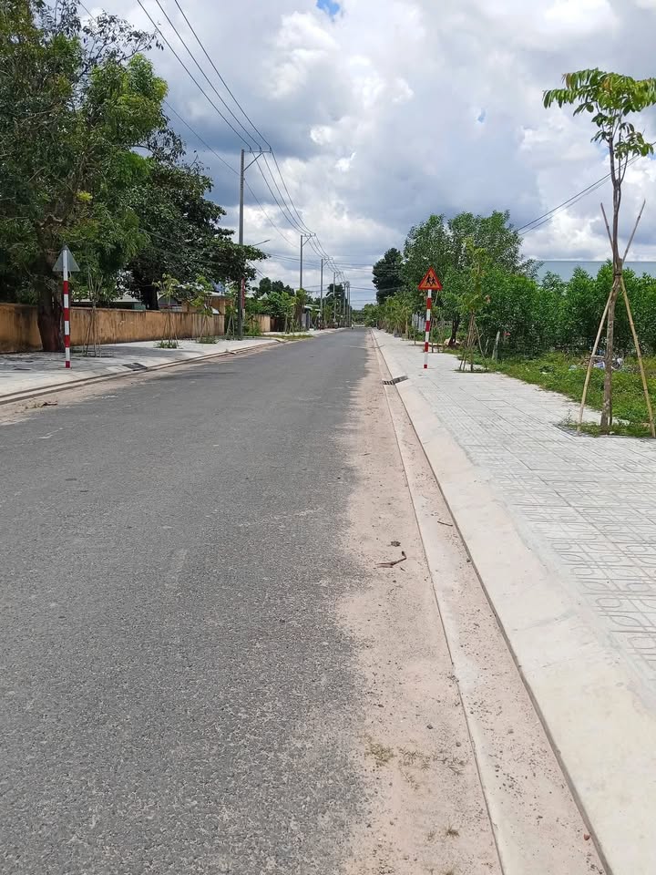 Đất mặt tiền đường Dương Bạch Mai, Tân Biên 400m² giá 1,5 tỷ - Cơ hội đầu tư sinh lời!