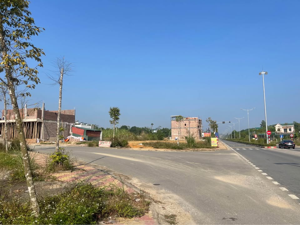 Đất phân lô Yên Sơn Tuyên Quang 800m² giá 7 tỷ - Đầu tư sinh lời ngay!