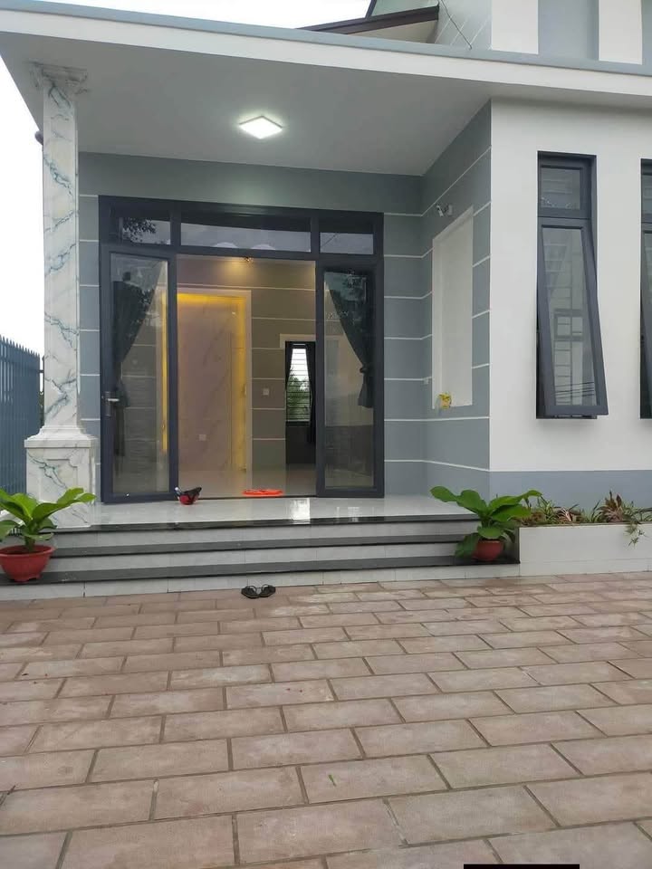 Nhà mới đẹp Tân Phú 228m² giá 1.43 tỷ - Sẵn sàng dọn vào ở ngay!