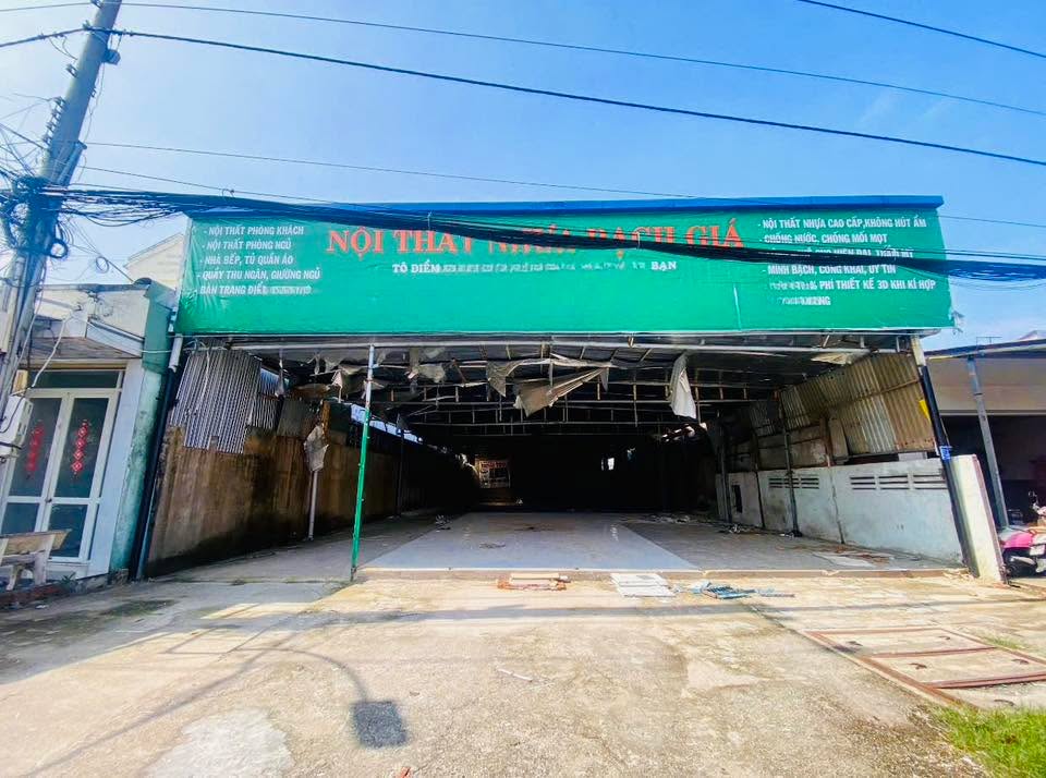 Cho thuê kho 700m² mặt tiền đường Lâm Quang Ky - Rạch Giá chỉ 20 triệu/tháng!