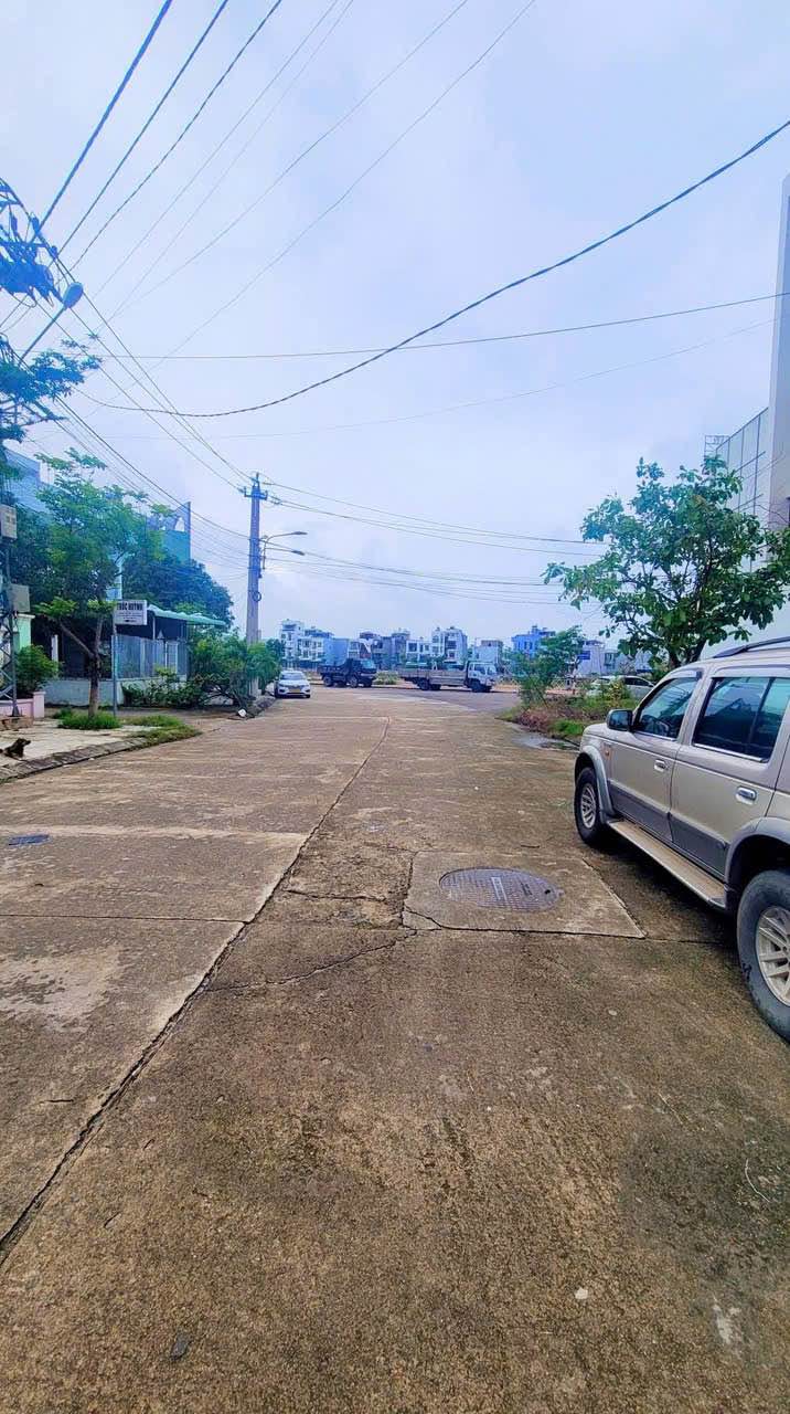 Đất mặt tiền ôm góc Lê Trọng Tấn, Đống Đa 62.9m² giá 3.7 tỷ - Đầu tư sinh lời ngay!