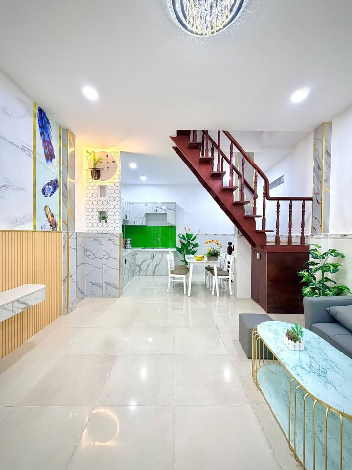 Nhà phố Tân Phú 86m² giá 4.18 tỷ - Sẵn sàng vào ở ngay!