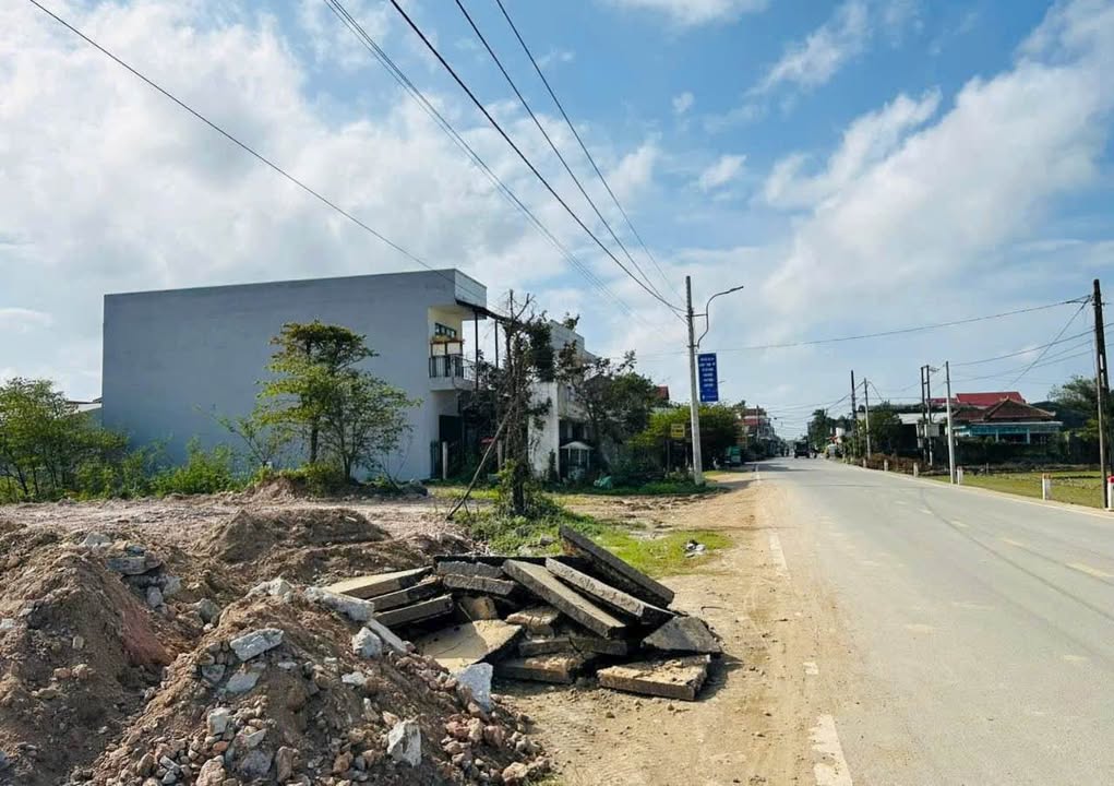 Đất mặt tiền Tỉnh Lộ 10, Phường Phú Mỹ, 176m² giá 4.2 tỷ - Cơ hội đầu tư hấp dẫn!