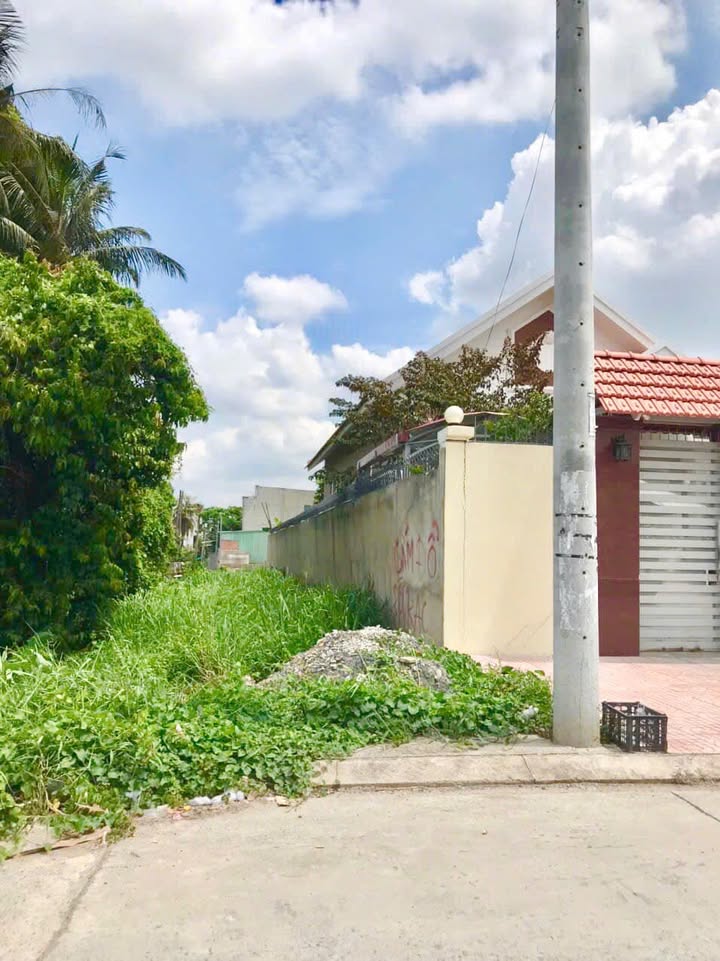 Đất mặt tiền Thạnh Lộc 25, Quận 12 - Diện tích 180m², giá 5.8 tỷ - Cơ hội đầu tư hấp dẫn!